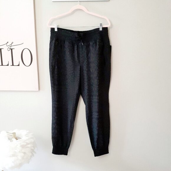 NWT 90 degree by Reflex black & grey animal print track pants, S or XL - Picture 13 of 15